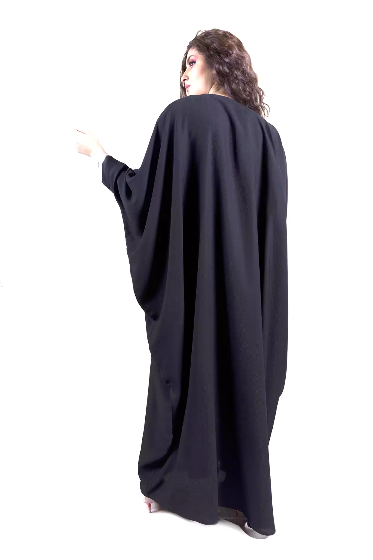 1-1022 عبايه شيهانه سبشل