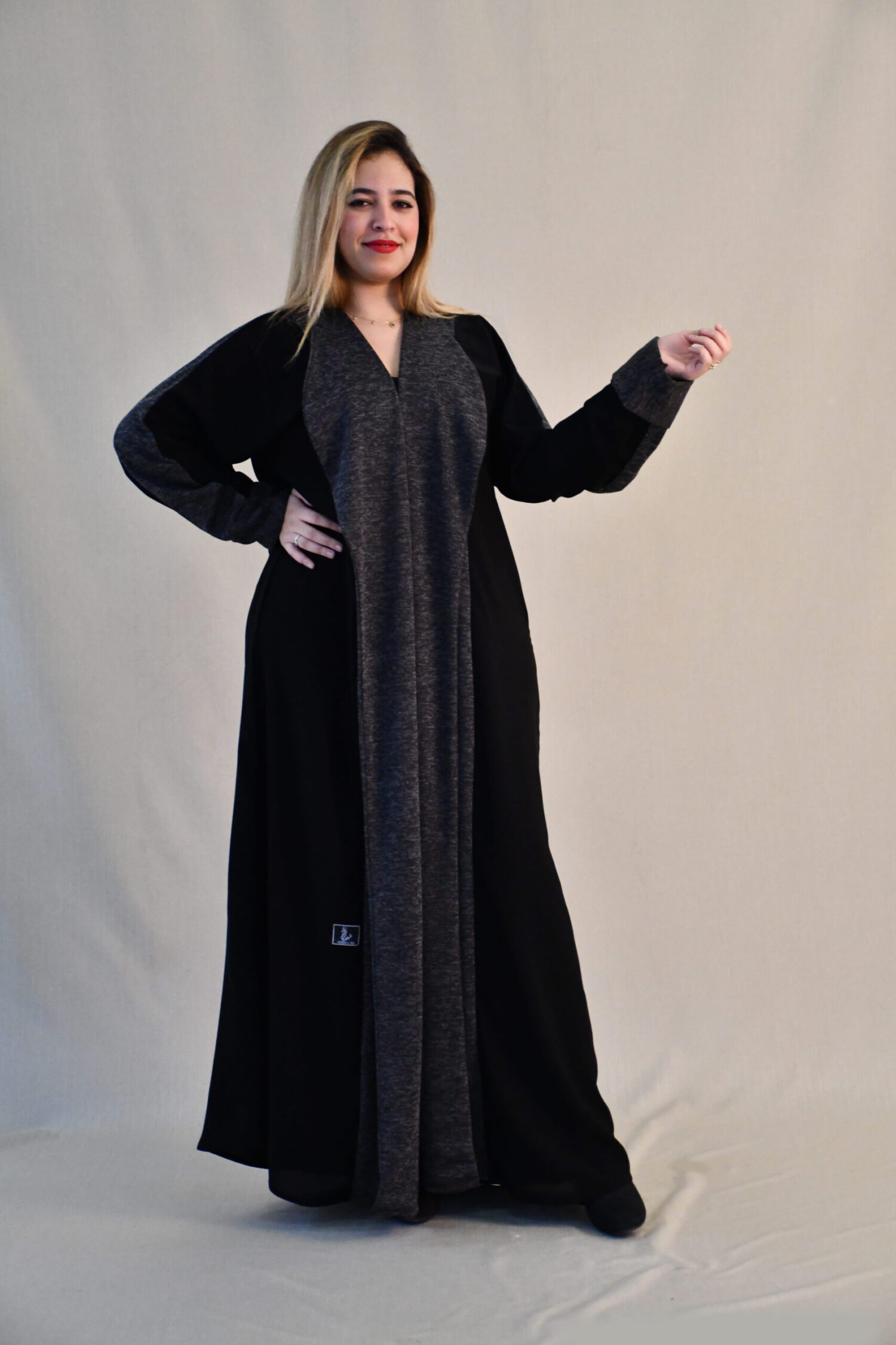 01 1-1247 عبايه شيهانه سبشل