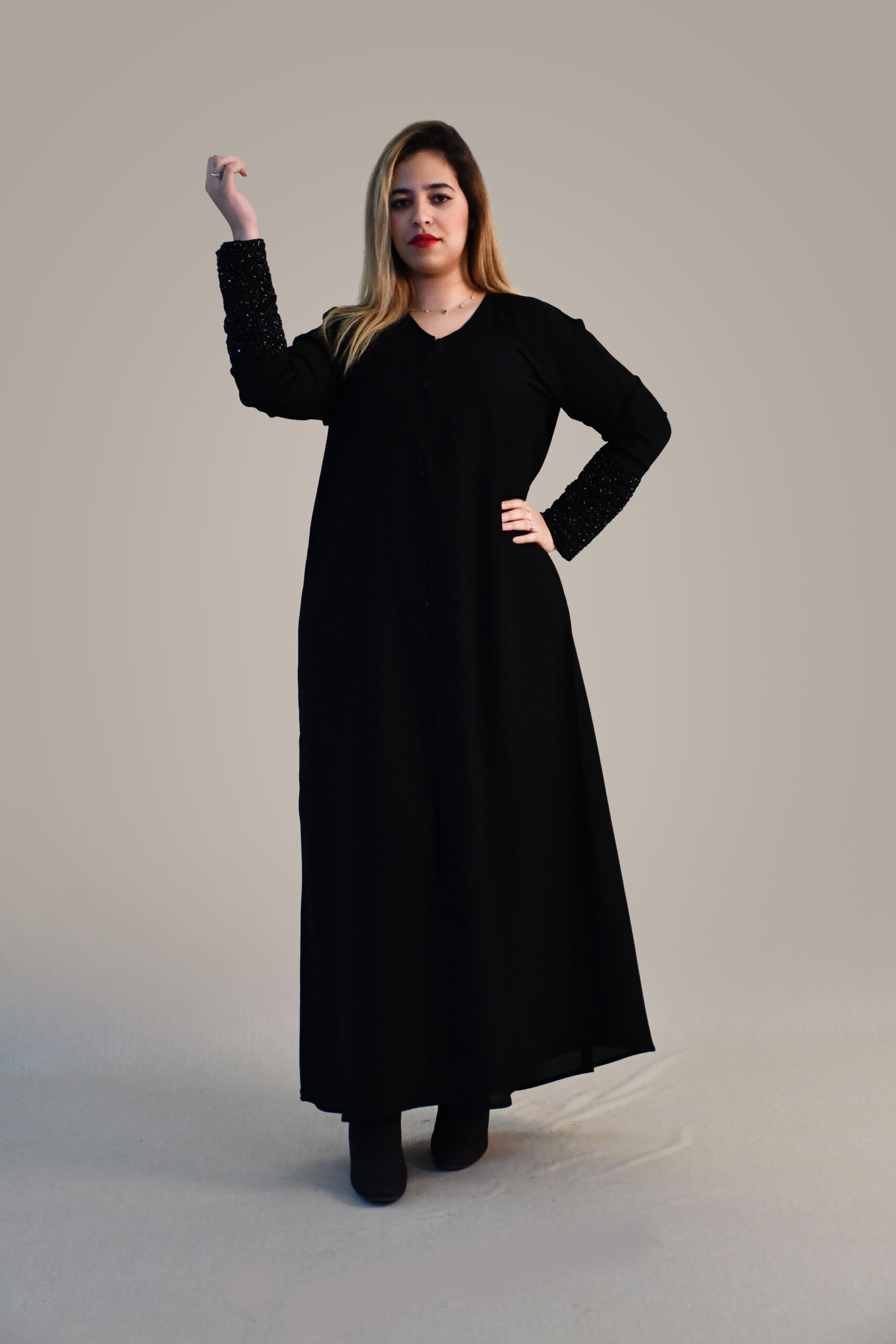 02 2-1256 عبايه شيهانه سبشل