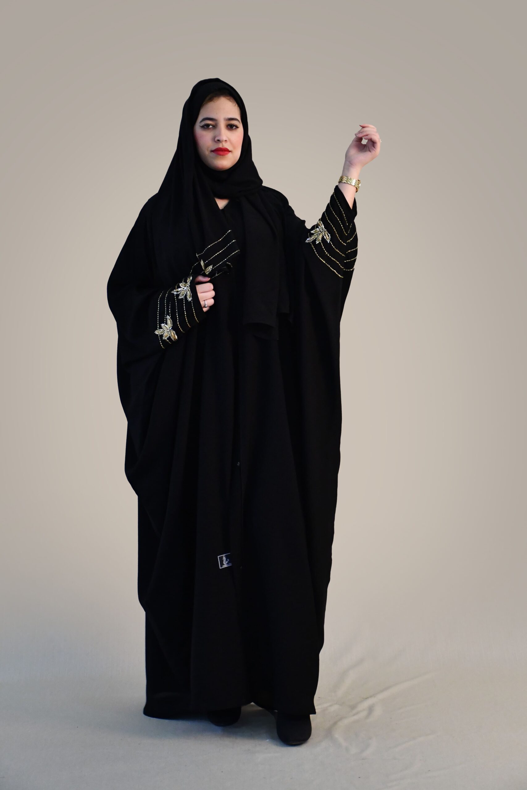 3-1250 عبايه شيهانه ملكي