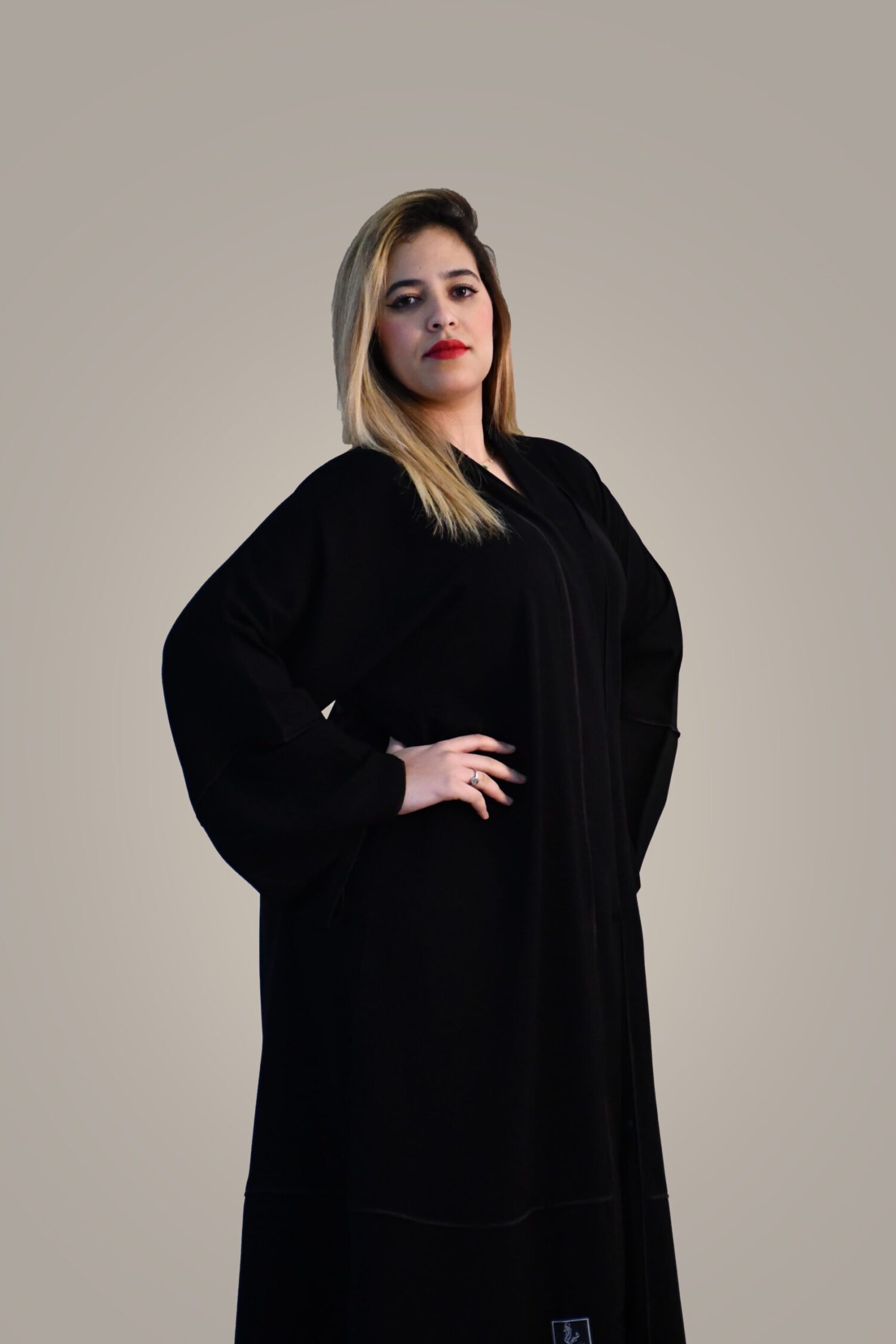 03 1-1253 عبايه شيهانه سبشل