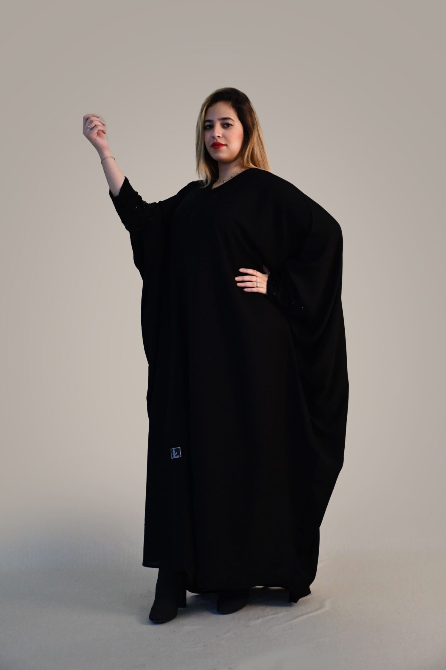 2-1255 عبايه شيهانه سبشل