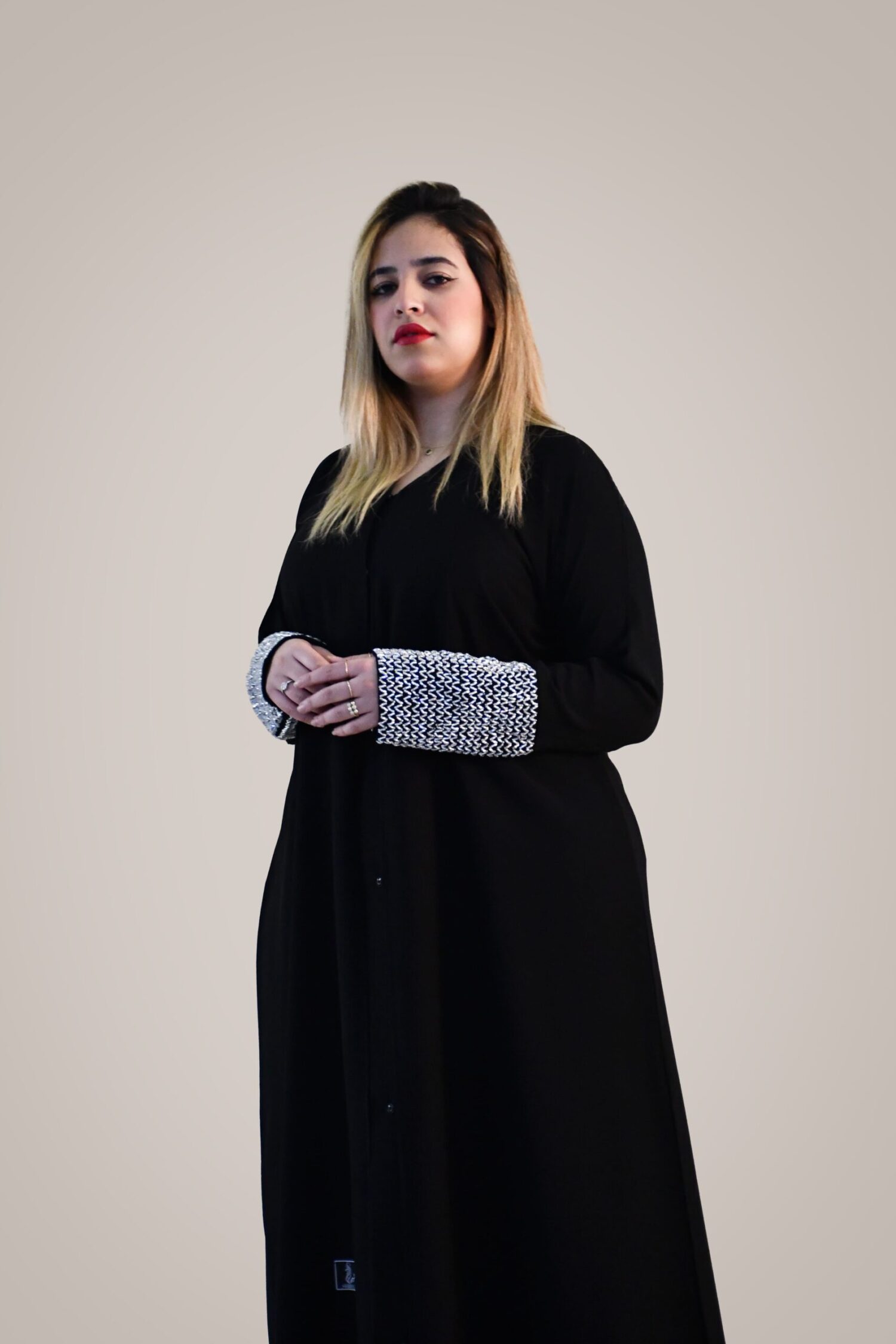 03 3-1163 عبايه شيهانه ملكي