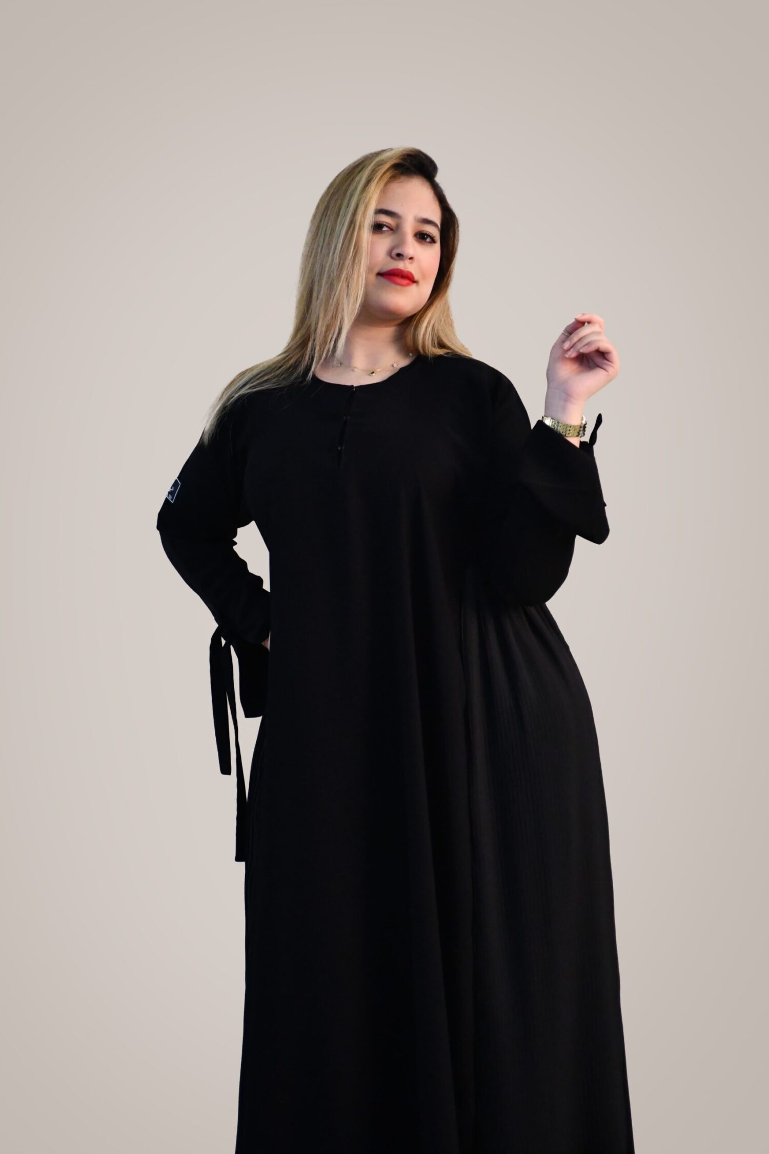 4-1241 عبايه شيهانه سبشل