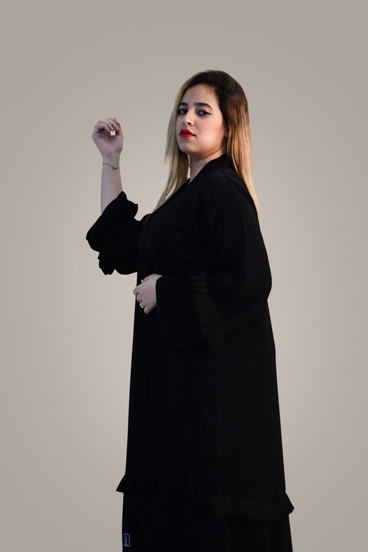 1-1254 عبايه شيهانه سبشل