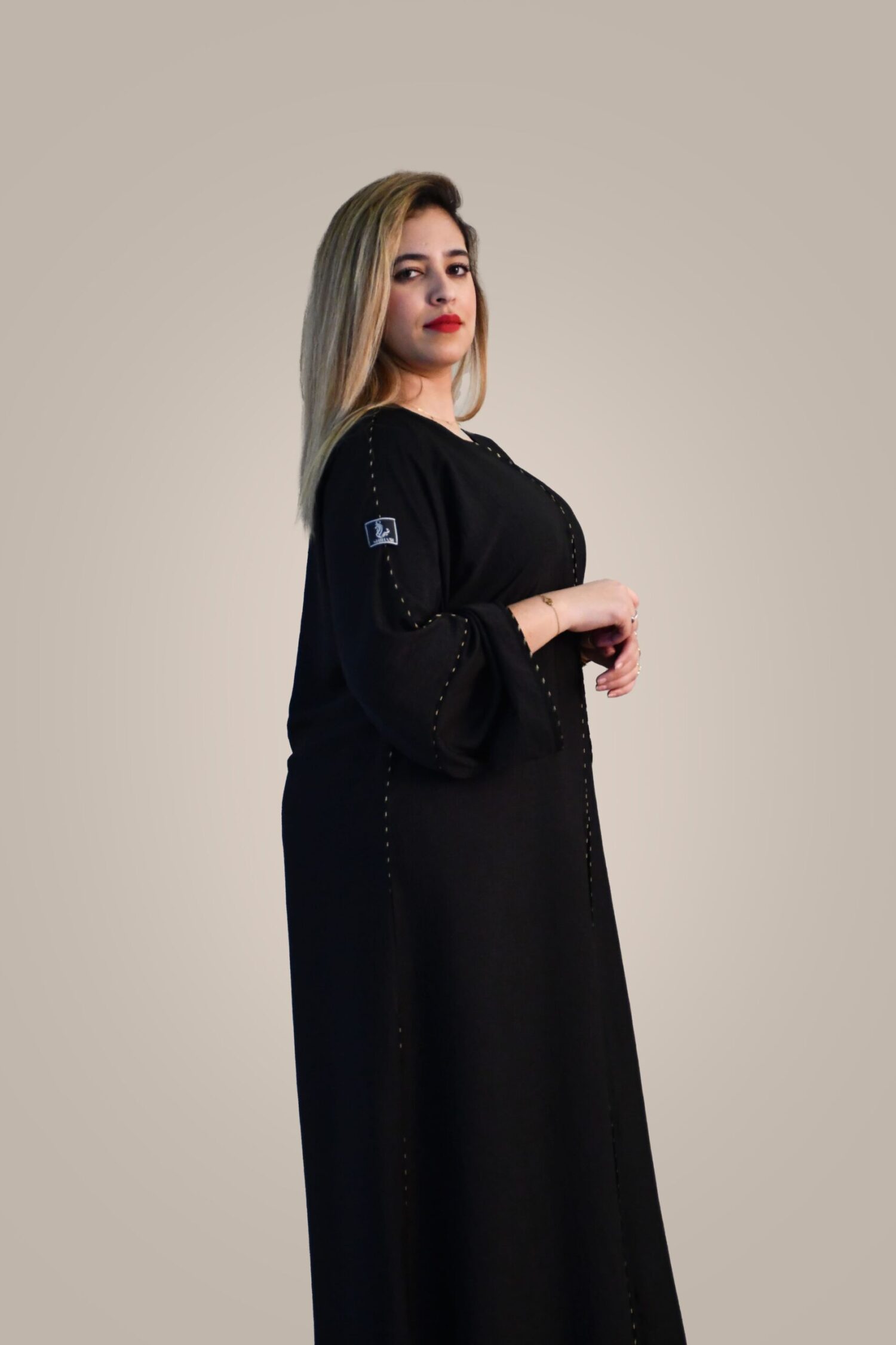 04 2-1221 عبايه شيهانه سبشل