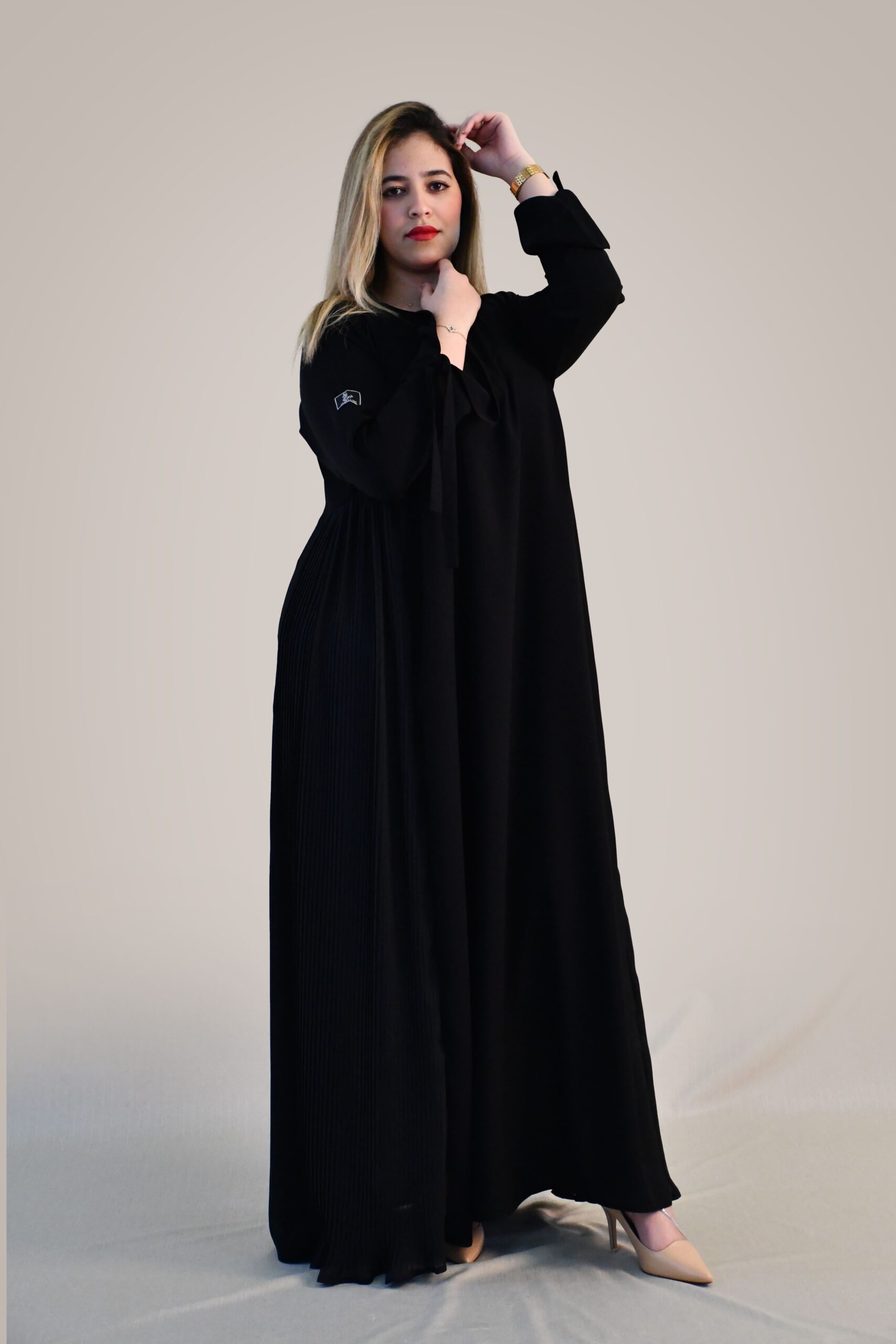 4-1241 عبايه شيهانه سبشل