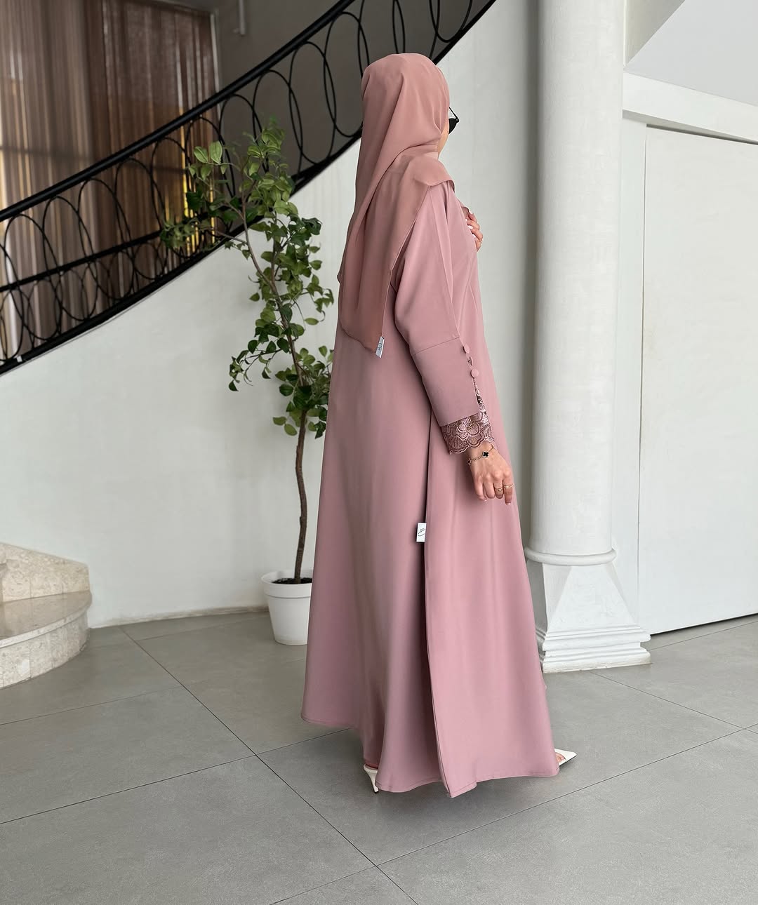 Abaya with Shelah_Abaya Code_ E35__���خامة العباية كريب أندونيسي فاخر، ناعم ومريح جداً، يعطيك فخ_8 5-120046عباية شيهانة سبيشل