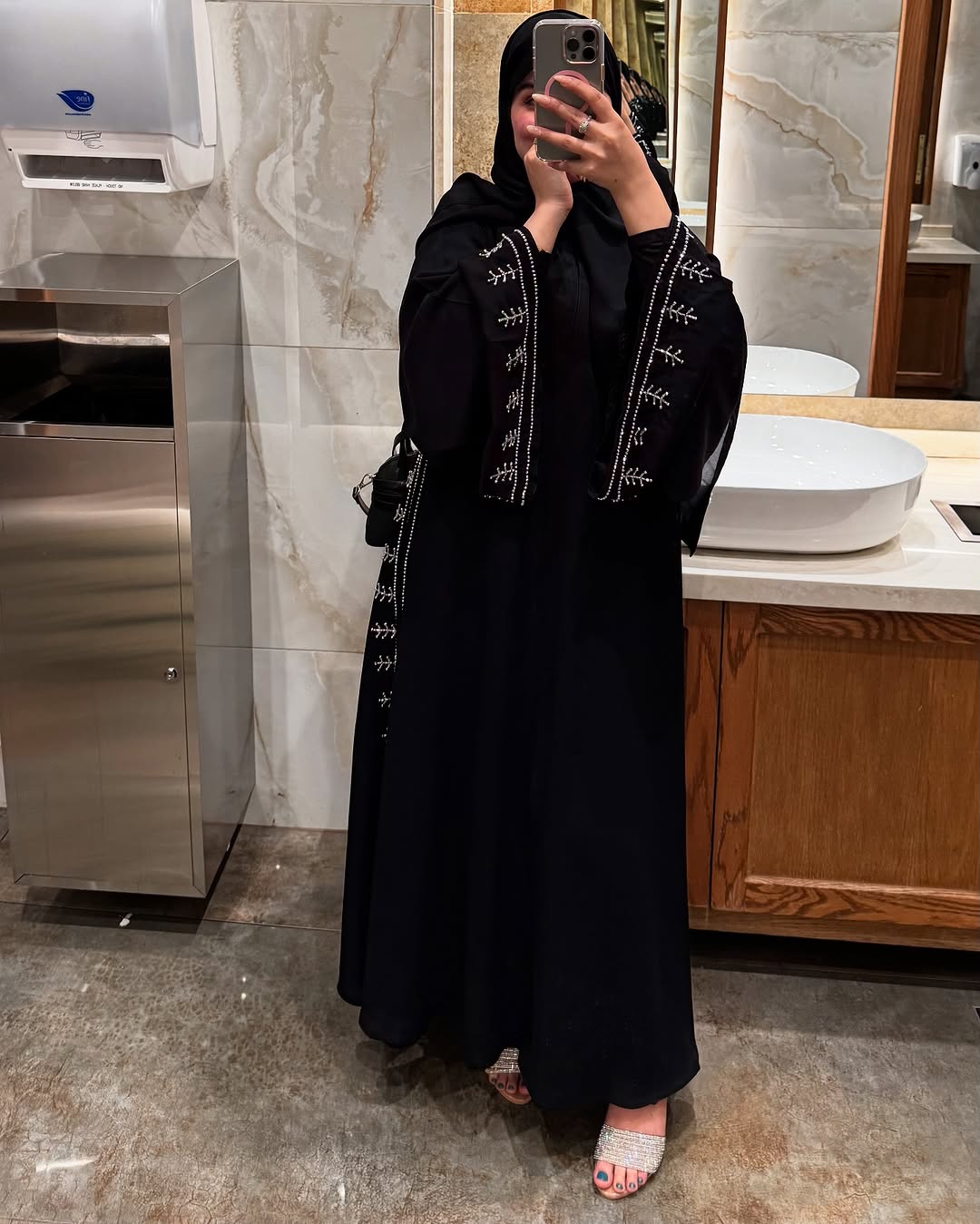 3-120037عباية شيهانة سبيشل