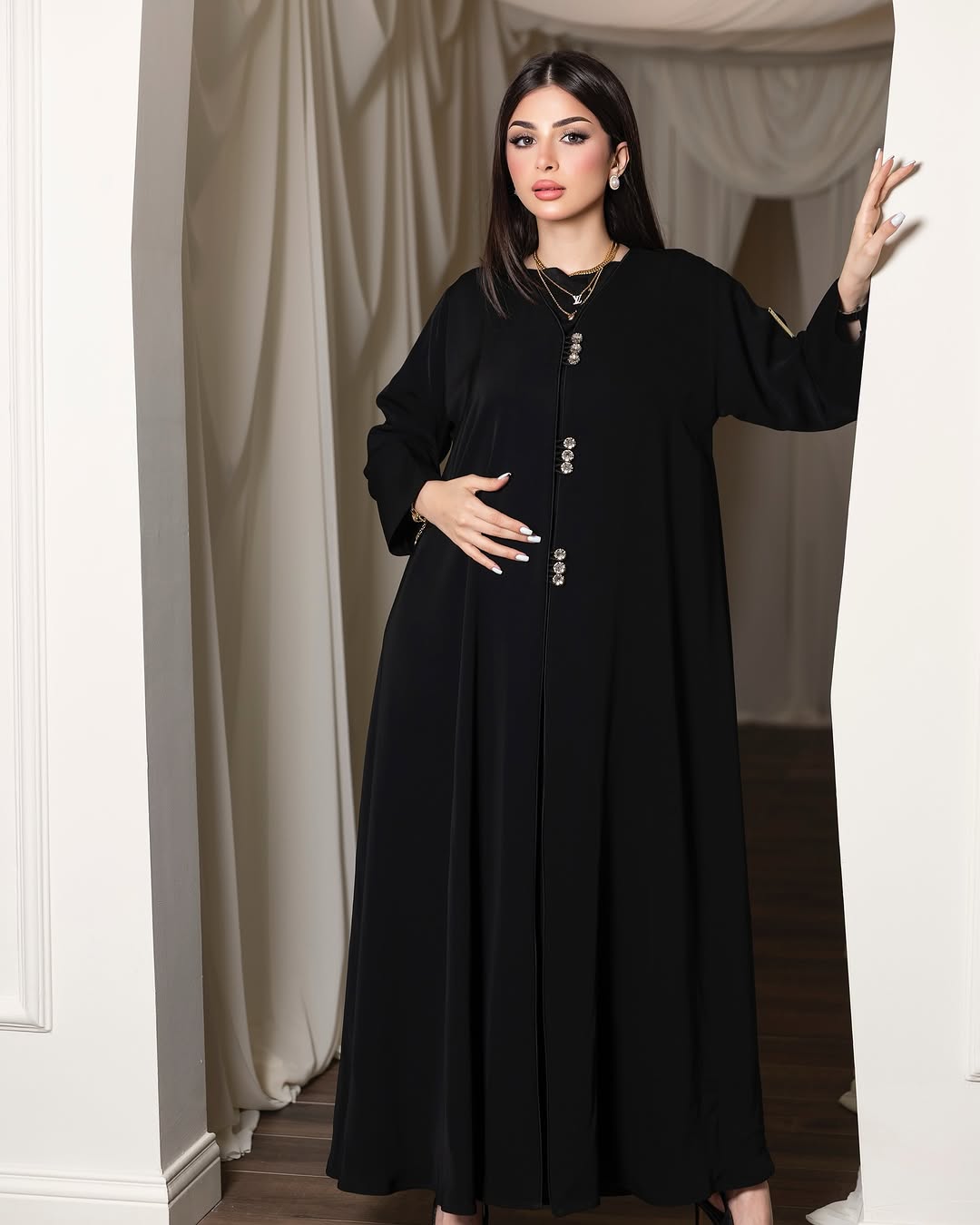 WhatsApp Image 2025-08-23 at 9.09.25 PM (1) 4-120040 عباية شيهانة سبيشل