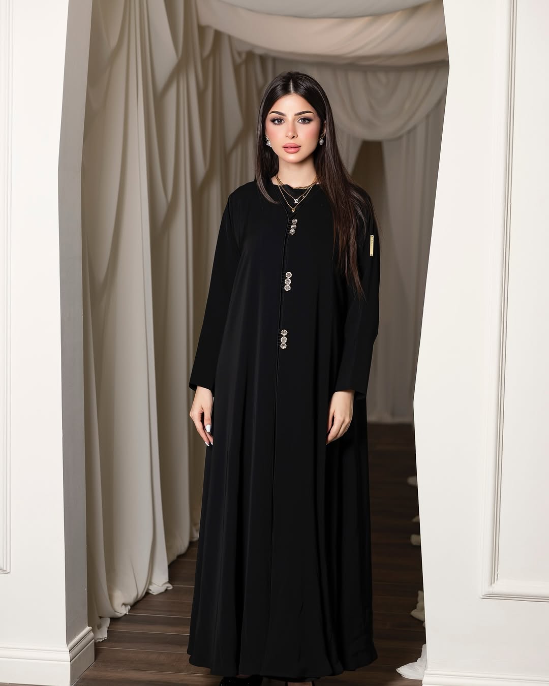 WhatsApp Image 2025-08-23 at 9.09.25 PM (2) 4-120040 عباية شيهانة سبيشل