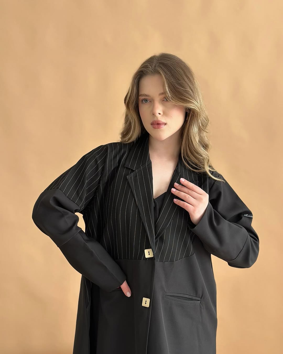 WhatsApp Image 2025-08-26 at 12.12.12 PM (6) 4-120043 عباية شيهانة سبيشل